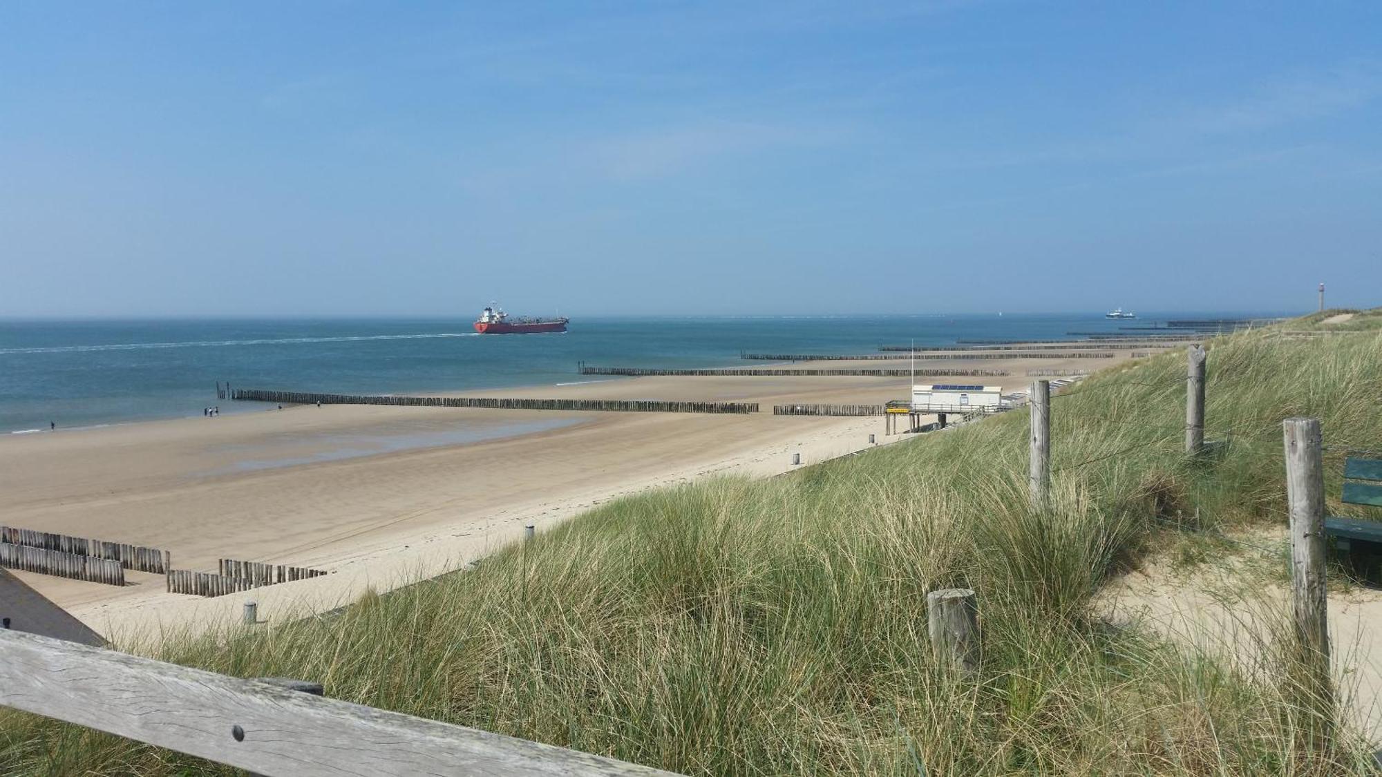 De Zeebries Bed By The Sea Hébergement de vacances Westkapelle